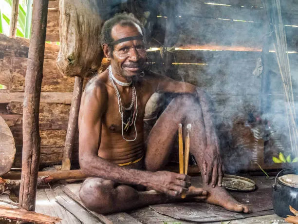 कोरोवाई जनजाति